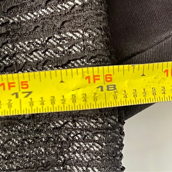 Unbranded Classic Black Metallic-Striped Mini Skirt - size M - Picture 2 of 3